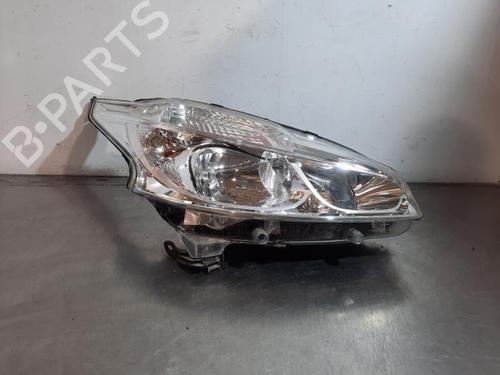 Used Right headlight Right headlight PEUGEOT 208 I (CA_, CC_) 1.2 VTi 68 / PureTech 68 (68 hp) 36309912 36309912