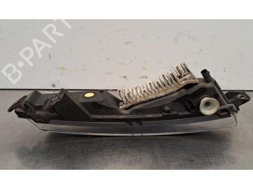 Feu de brouillard avant gauche LAND ROVER RANGE ROVER SPORT II (L494) 3.0 SDV6 4x4 | BP30501112C30