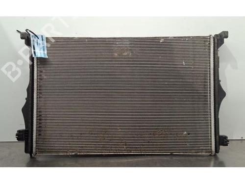 Used Water radiator Water radiator MERCEDES-BENZ CLA (C118) CLA 180 (118.384) (136 hp) 32820732 32820732