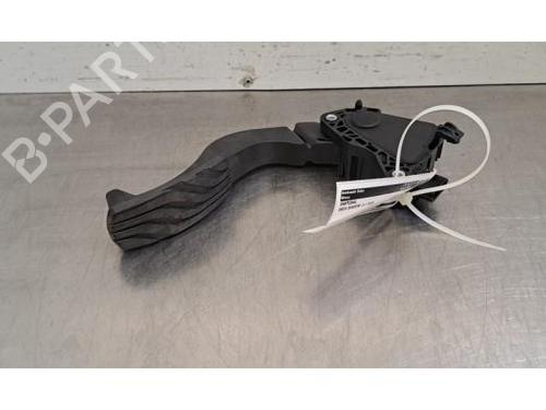 pedal-dacia-sandero-iii-2021-38606051 main image