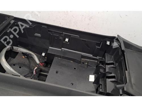 Middle console LAND ROVER RANGE ROVER VELAR (L560) 3.0 D300 MHEV 4x4 | BP33743800I22 - Image 3
