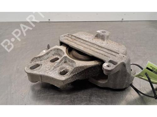 Used Gearbox mount MERCEDES-BENZ A-CLASS Saloon (V177) A 180 (177.184) (136 hp) 31054343
