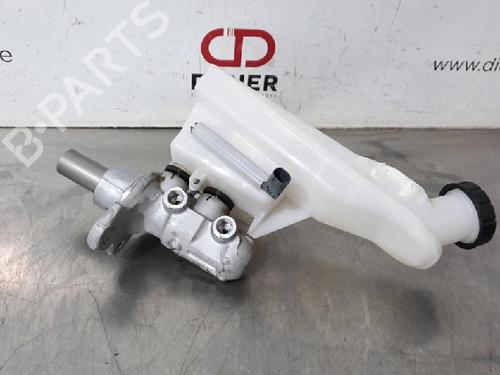 Used Brake master cylinder MERCEDES-BENZ A-CLASS (W176) A 200 CDI / d (176.008) (136 hp) 10882381