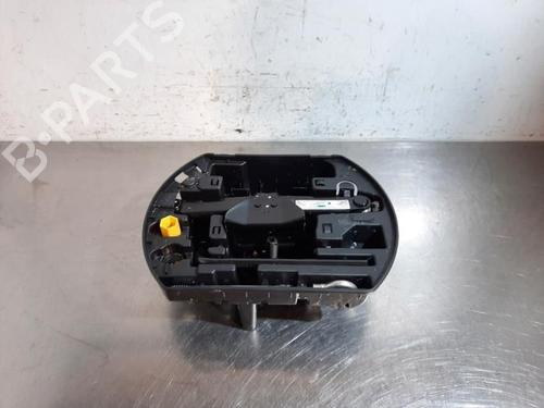 Used Jack Kit PEUGEOT 308 II (LB_, LP_, LW_, LH_, L3_) 1.6 BlueHDi 120 (120 hp) 23637871