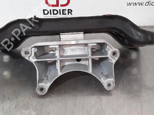 Gearbox mount MERCEDES-BENZ C-CLASS (W205) C 180 BlueTEC / d (205.036) | BP10873192M88 