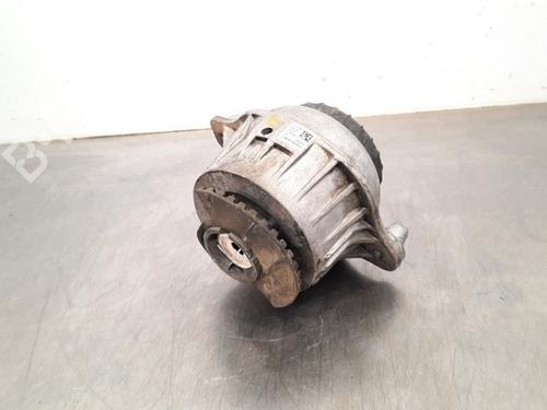 Used Engine mount MERCEDES-BENZ C-CLASS (W205) C 220 BlueTEC / d (205.002, 205.004) (170 hp) 17113631