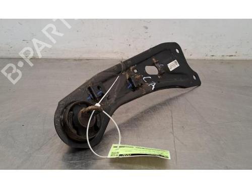 Used Left rear suspension arm HYUNDAI i30 FASTBACK (PDE, PDEN) 1.4 T-GDI (140 hp) 25929648