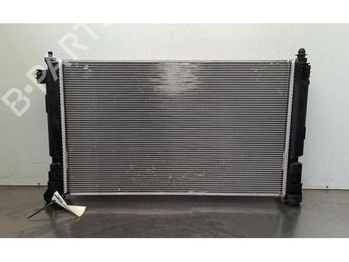 water-radiator-toyota-yaris-cross-mxp_-2020-40289032 main image