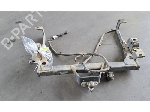 Used Tow ball/Mechanism RENAULT MASTER III Van (FV) 2.3 dCi 150 FWD (FV0F, FV03, FV09) (150 hp) 26014124