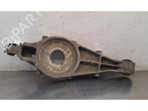 Used Right rear suspension arm Right rear suspension arm 37514902 37514902
