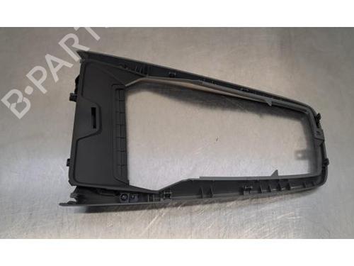 Console centrale AUDI A3 Sportback (8YA, 8YF) 30 TDI | BP32150354I22 