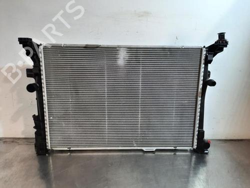 water-radiator-mercedes-benz-gla-class-x156-2013-2014-2015-2016-2017-2018-2019-2020-2021-2022-36872826 main image