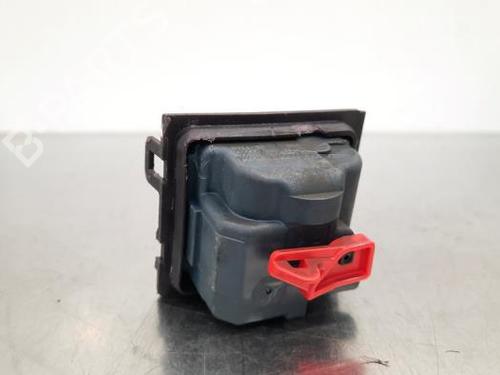Fuel door actuator MERCEDES-BENZ GLC (X253) 250 d 4-matic (253.909) | BP23599798E18 