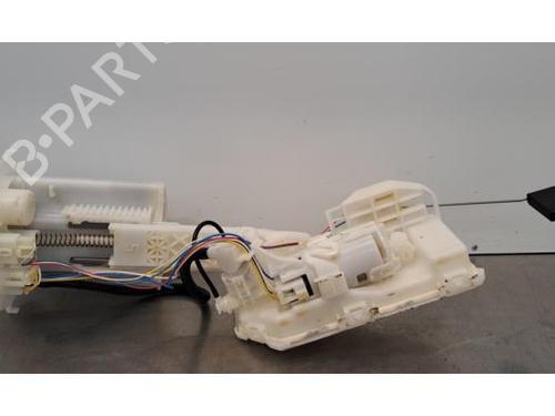 Pompe à carburant TOYOTA YARIS (_P21_, _PA1_, _PH1_) 1.5 Hybrid (MXPH10, MXPH11) (116 hp) 30915731
