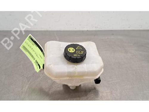 Used Brake fluid reservoir AUDI Q8 (4MN, 4MT) 50 TDI Mild Hybrid quattro (286 hp) 23632086