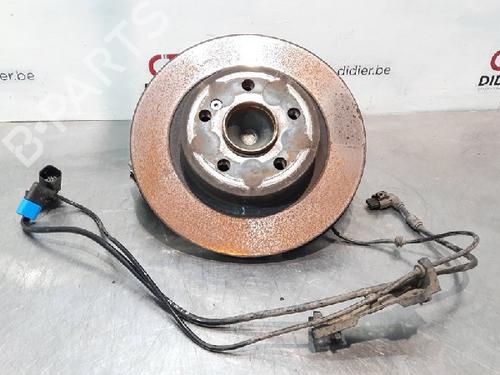 Used Left rear steering knuckle MERCEDES-BENZ GLA-CLASS (X156) GLA 180 (156.942) (122 hp) 10891494