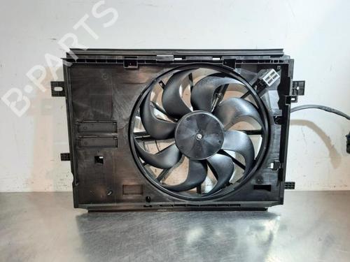 Used Radiator fan PEUGEOT 308 III (FB_, FH_, FP_, F3_, FM_) PureTech 130 (FPHNSL, FPHNST) (131 hp) 28092324