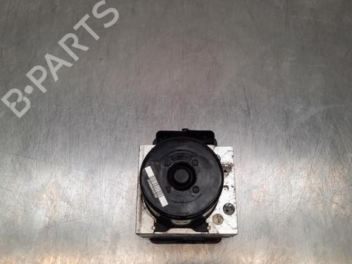 Used ABS pump FIAT DOBLO Cargo (263_) 1.3 D Multijet (263WXU1A, 263ZXU1A, 263WYB1A, 263ZYB1A) (95 hp) 23597967