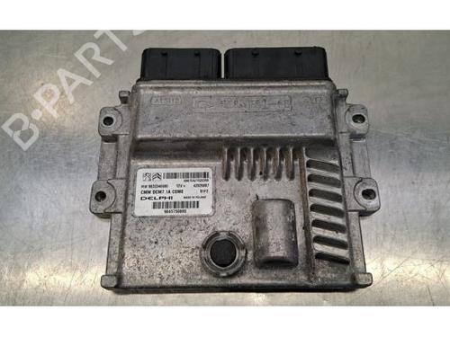 Used Engine control unit (ECU) PEUGEOT EXPERT Van (V_) 2.0 BlueHDi 145 (144 hp) 31818788
