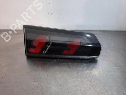 Used Left taillight PEUGEOT 2008 II (UD_, US_, UY_, UJ_, UR_, UC_) 1.5 BlueHDI 130 (131 hp) 32665117