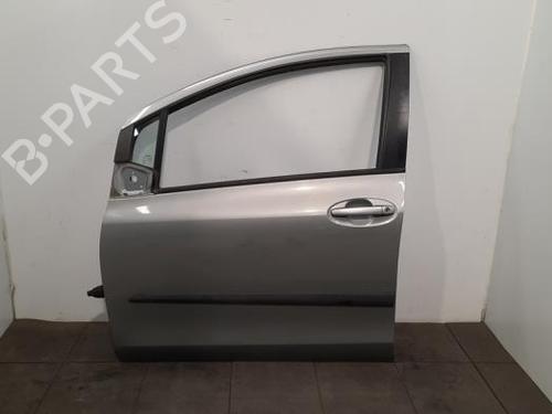 Used Left front door Left front door TOYOTA YARIS (_P9_) 1.4 D-4D (NLP90_, NLP90R) (90 hp) 40050285 40050285