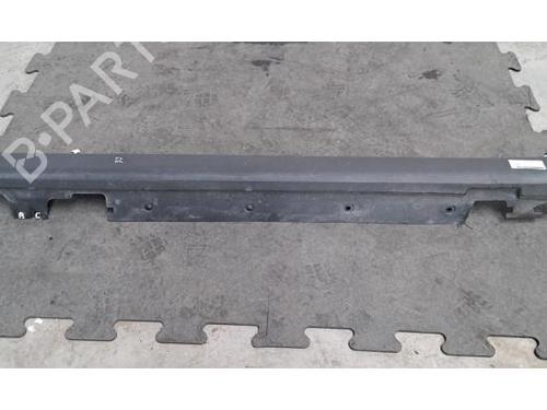 Used Right sideskirt Right sideskirt 38099641 38099641
