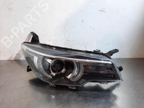 Used Right headlight MG MG ZS SUV EV (177 hp) 23588401