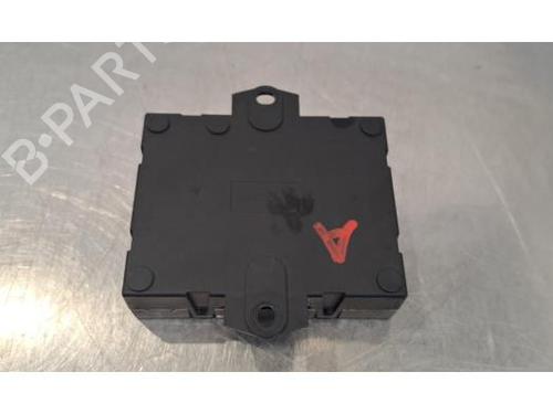 electronic-module-land-rover-range-rover-velar-l560-2017-33750926 main image