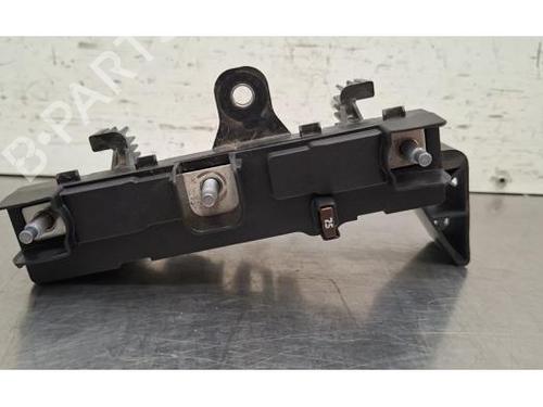 Fuse box RENAULT TRAFIC III Van (FG_) 1.6 dCi 125 (FGMH) | BP39418221E1 - Image 3