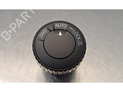 Comutador Comutador DACIA DUSTER (HM_) 1.5 dCi 115 4x4 (HMAD) (116 hp) 39732300 39732300