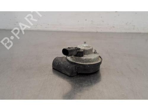 Used Horn MERCEDES-BENZ B-CLASS Sports Tourer (W246, W242) Electric Drive / B 250 e (242.890) (180 hp) 29515462