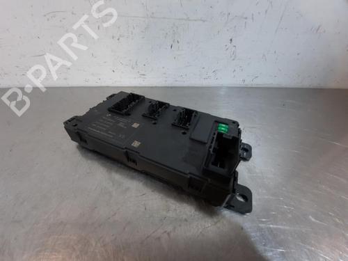 Sikringsdose BMW 1 (F21) 114 i (102 hp) 23581693