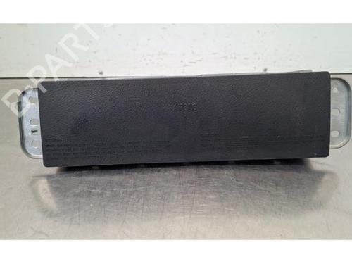 Used Knee airbag Knee airbag MERCEDES-BENZ GLA (H247) GLA 180 (247.784) (136 hp) 33997406 33997406