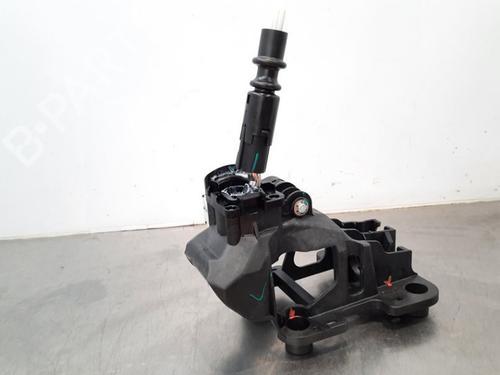 Used Gear lever PEUGEOT 2008 II (UD_, US_, UY_, UJ_, UR_, UC_) 1.2 PureTech 100 (USHNK) (101 hp) 15034174