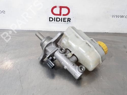 Used Brake master cylinder VW POLO V (6R1, 6C1) 1.0 (60 hp) 10875881