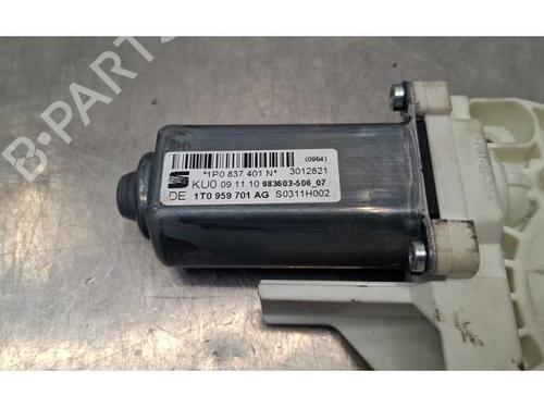 Electronic module SEAT LEON (1P1) 1.6 TDI | BP39905656M83 - Image 2