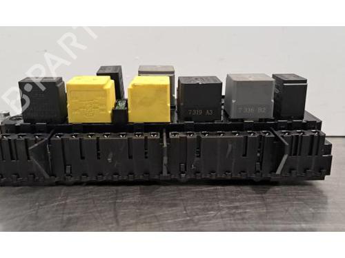 Used Fuse box MERCEDES-BENZ A-CLASS (W176) A 180 CDI / d (176.012) (109 hp) 31151257