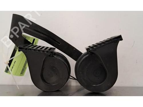 Used Horn PEUGEOT 308 III (FB_, FH_, FP_, F3_, FM_) PureTech 130 (FPHNSL, FPHNST) (131 hp) 30163446