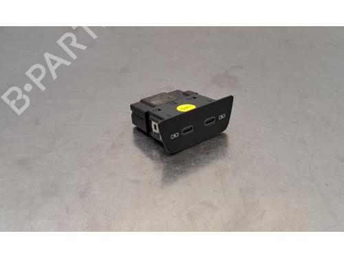 BP37038070M83 main image