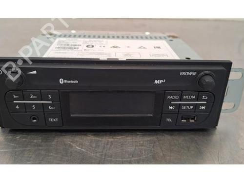 Autoradio RENAULT MASTER III Van (FV) 2.3 dCi 135 FWD (FV0N, FV08, FV06, FV00) (136 hp) 28081817
