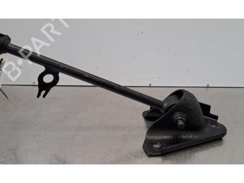 Højre bagtil bærearm Højre bagtil bærearm DACIA DUSTER (HM_) 1.5 dCi 115 4x4 (HMAD) (116 hp) 39732249 39732249