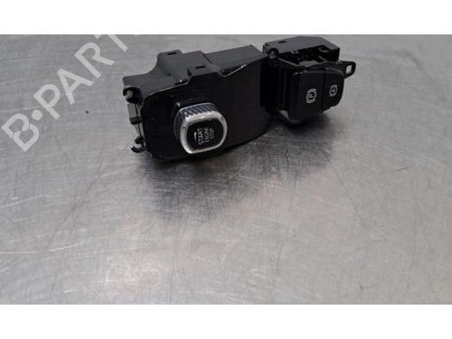 switch-volvo-xc60-ii-246-2017-36872919 main image