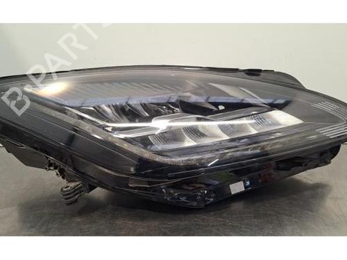 Used Right headlight JAGUAR E-PACE (X540) 2.0 D150 AWD (150 hp) 32158818
