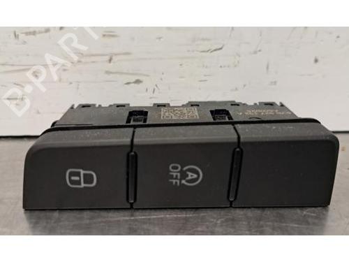 switch-skoda-fabia-iv-pj3-2021-34268775 main image