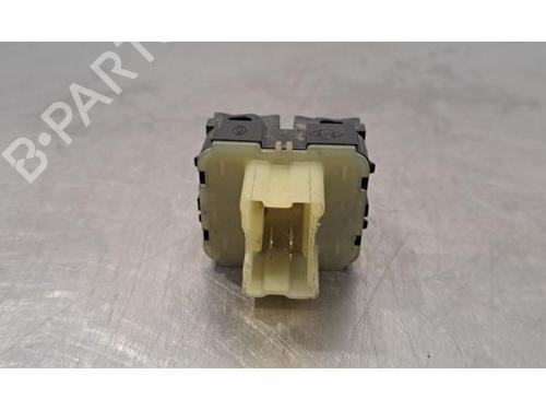 Switch RENAULT CLIO IV (BH_) 1.5 dCi 75 | BP33030997I30 - Image 2