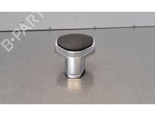 Used Shift knob Shift knob RENAULT CAPTUR II (HF_) TCe 140 (HFN0) (140 hp) 40050308 40050308