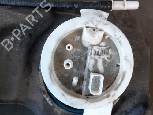Used Fuel pump BMW 1 (F20) 116 d (116 hp) 10889851