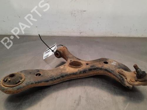 Used Right front suspension arm TOYOTA PRIUS PLUS (_W4_) 1.8 Hybrid (ZVW40W, ZVW41W) (136 hp) 23608817