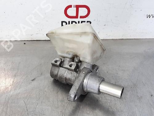 Used Brake master cylinder PEUGEOT 3008 I MPV (0U_) 2.0 HDi 150 / BlueHDi 150 (150 hp) 10881375