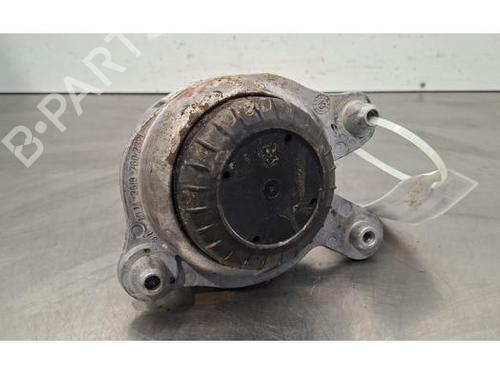 Used Engine mount Engine mount MERCEDES-BENZ E-CLASS T-Model (S213) E 300 de (213.216) (306 hp) 32664886 32664886